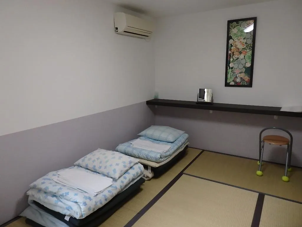 קיוטו Guesthouse Yahata 2*,