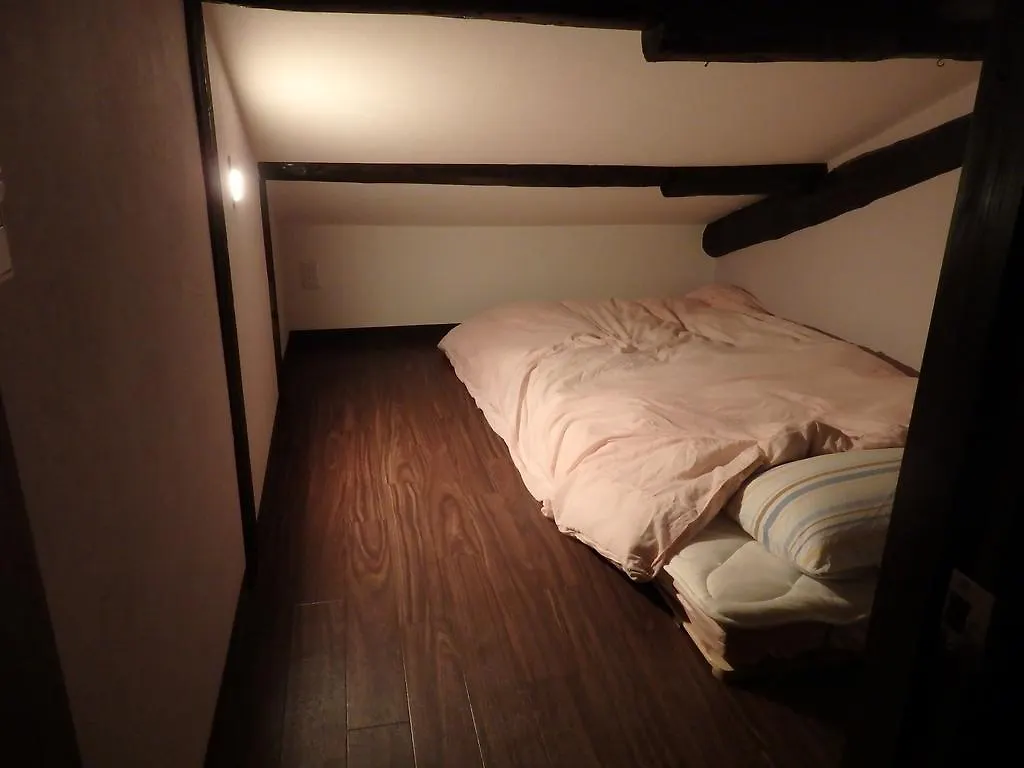 Guesthouse Yahata Kyoto 2*,  Japan